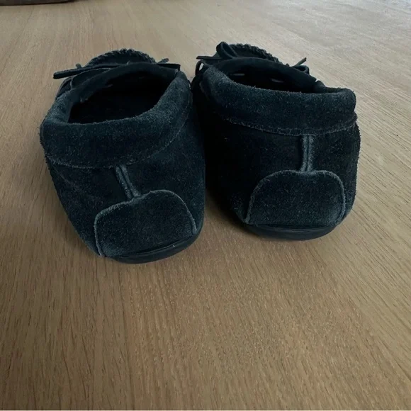 Minnetonka Kilty Hardsole Suede Moccasin Loafer Slip On Black Size 7 Boho Indie - Picture 7 of 9